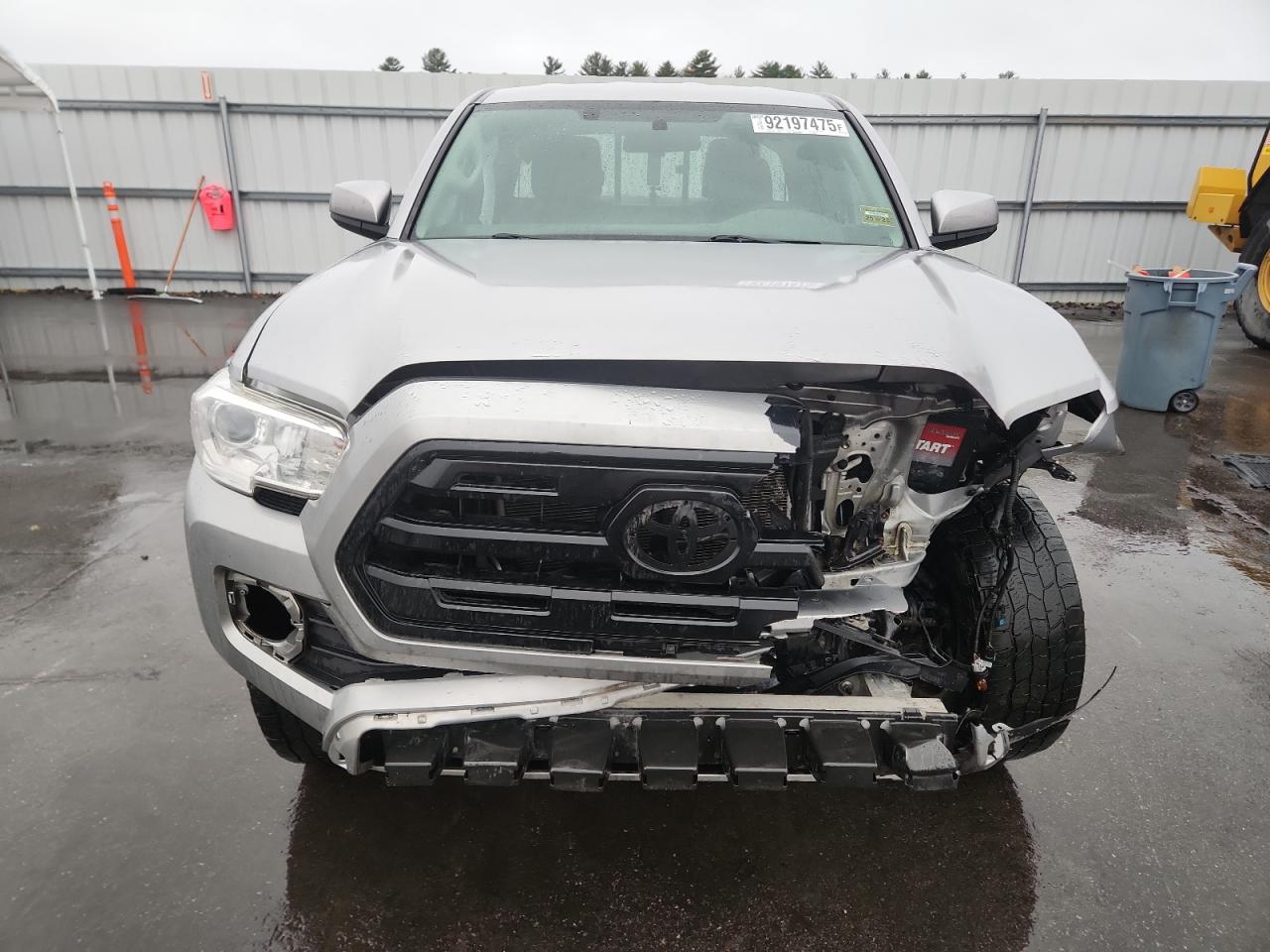 Toyota Tacoma Access Cab Image 7