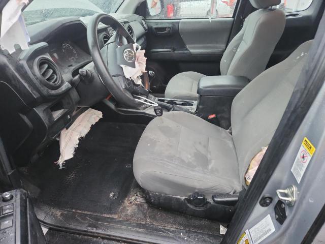 Toyota Tacoma Access Cab Image 12