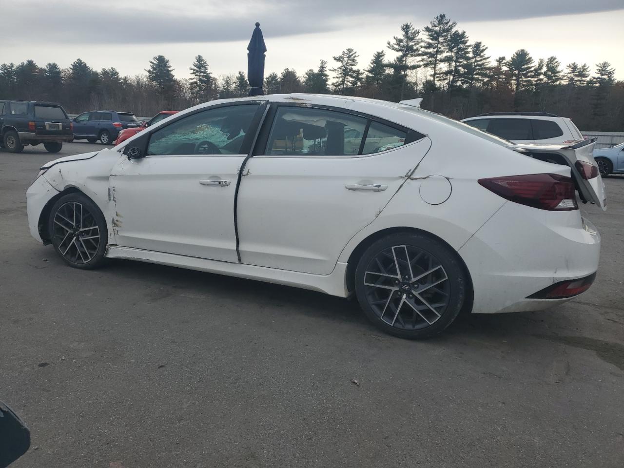 Hyundai ELANTRA Sport Image 5