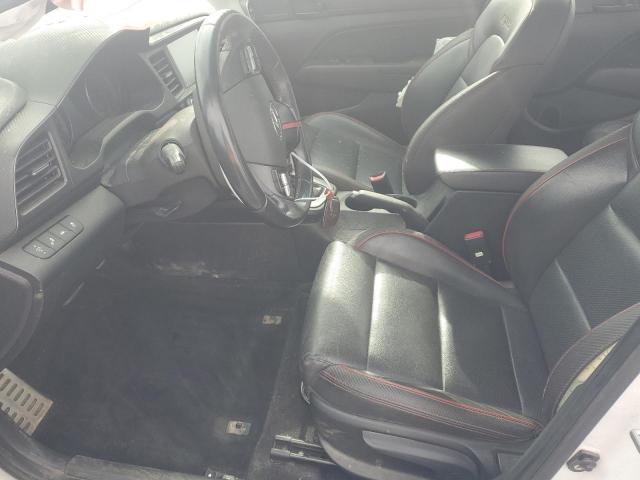 Hyundai ELANTRA Sport Image 11