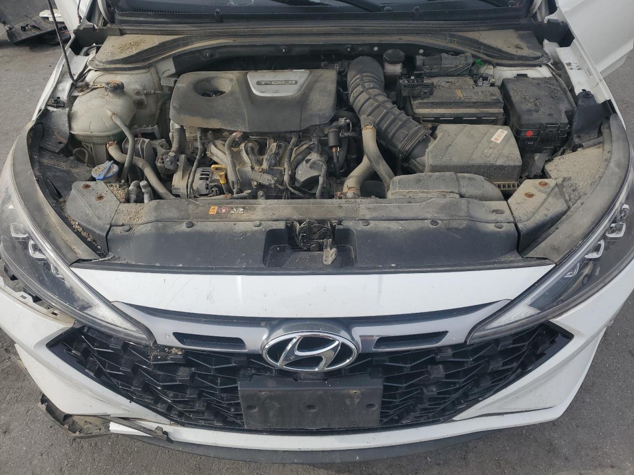 Hyundai ELANTRA Sport Image 7