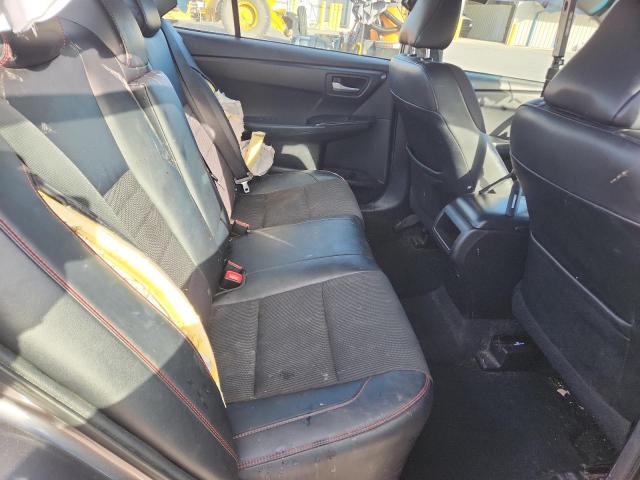 Toyota Camry Le Image 2