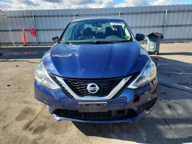 Nissan Sentra S Image 4