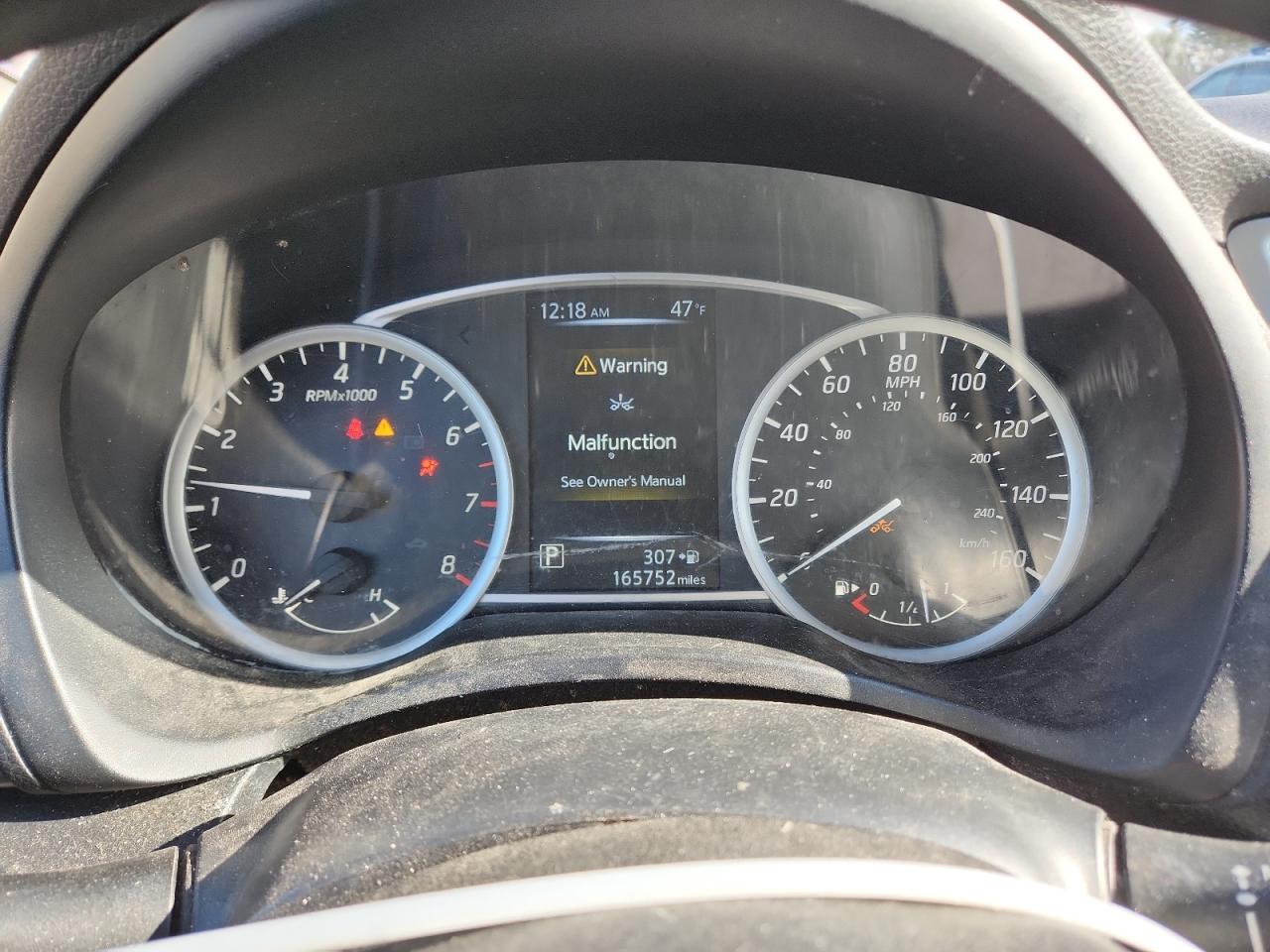 Nissan Sentra S Image 10