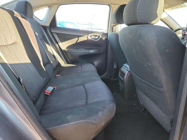 Nissan Sentra S Image 10