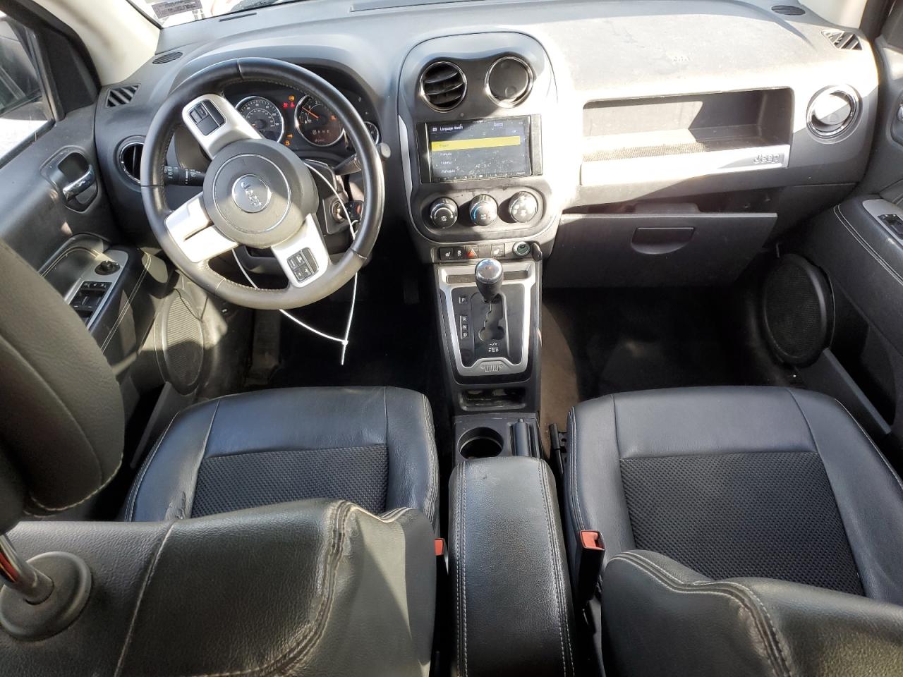 Jeep Compass Latitude Image 14