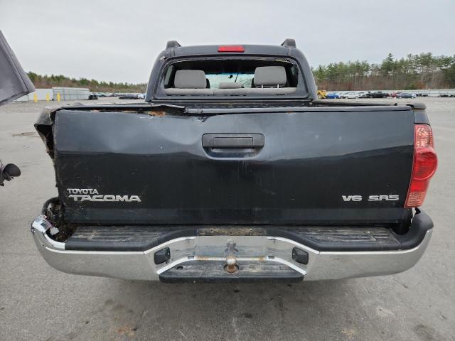 Toyota Tacoma Double Cab Image 6