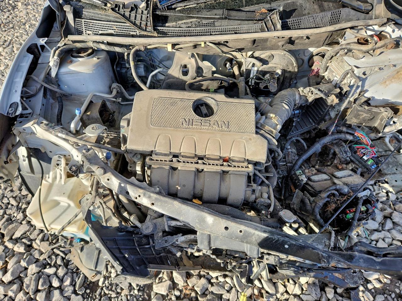 Nissan Sentra S Image 4