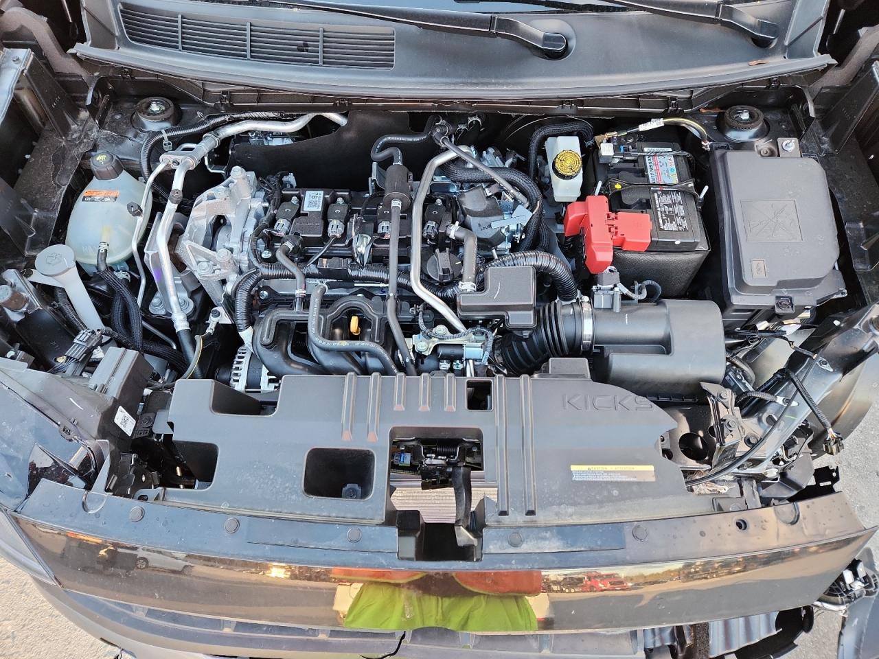 Nissan Kicks Sv Image 4