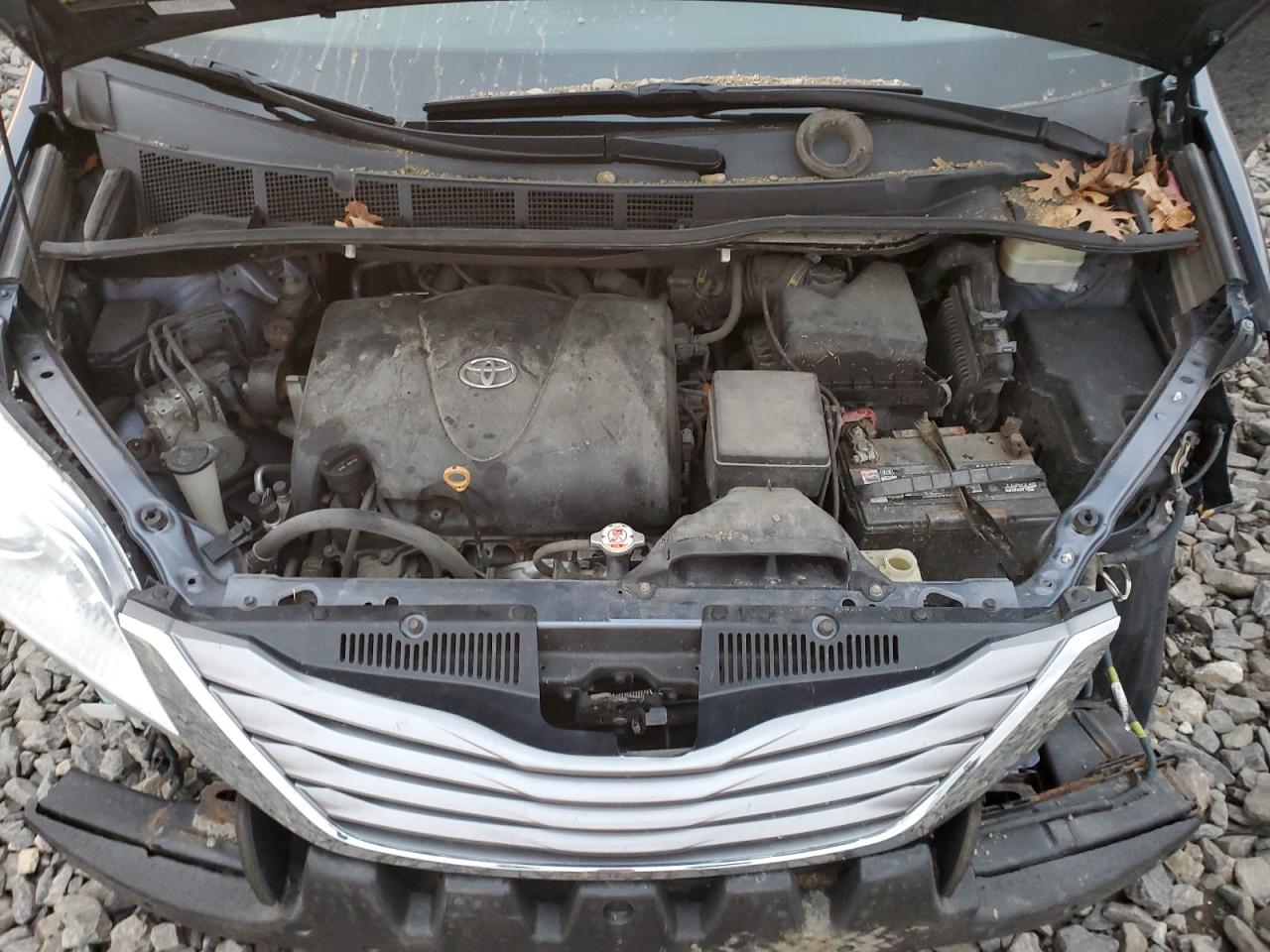 Toyota Sienna Xle Image 11