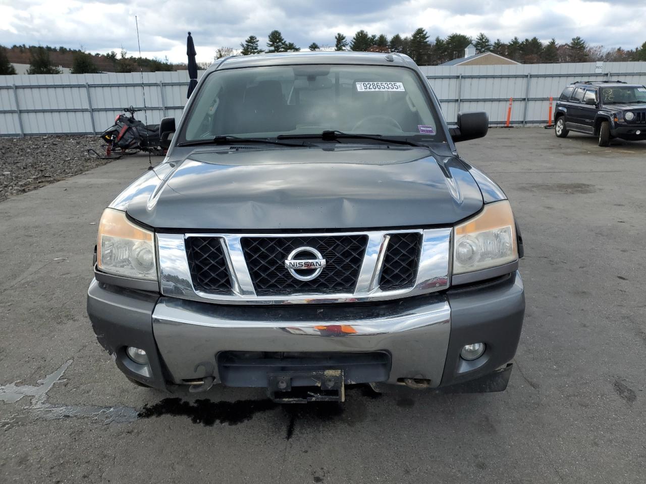 Nissan Titan S Image 13