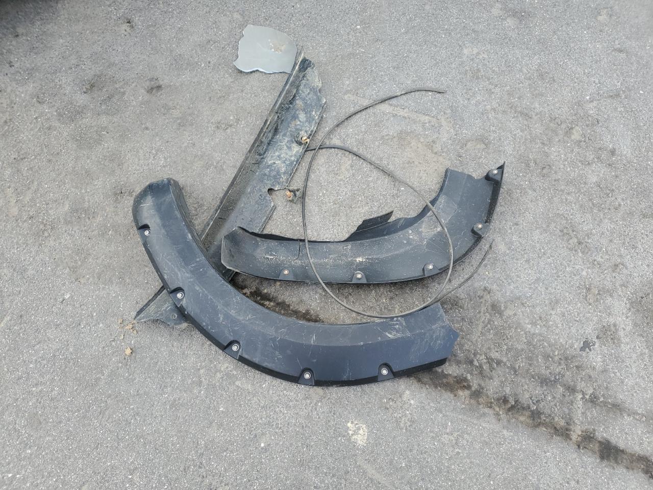 Nissan Titan S Image 11