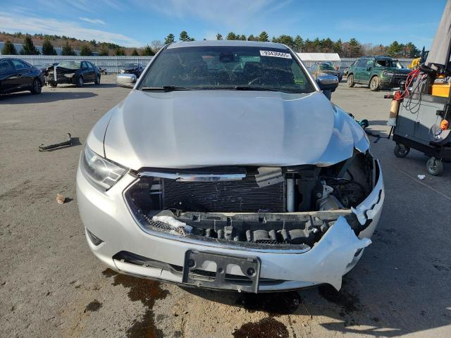 Ford Taurus Limited Image 12