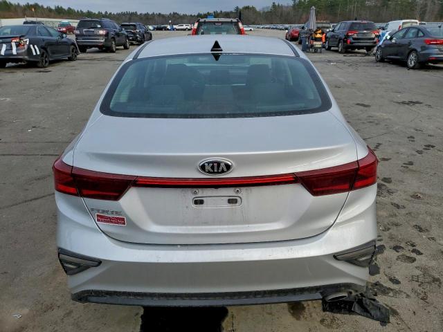 Kia Forte Fe Image 2