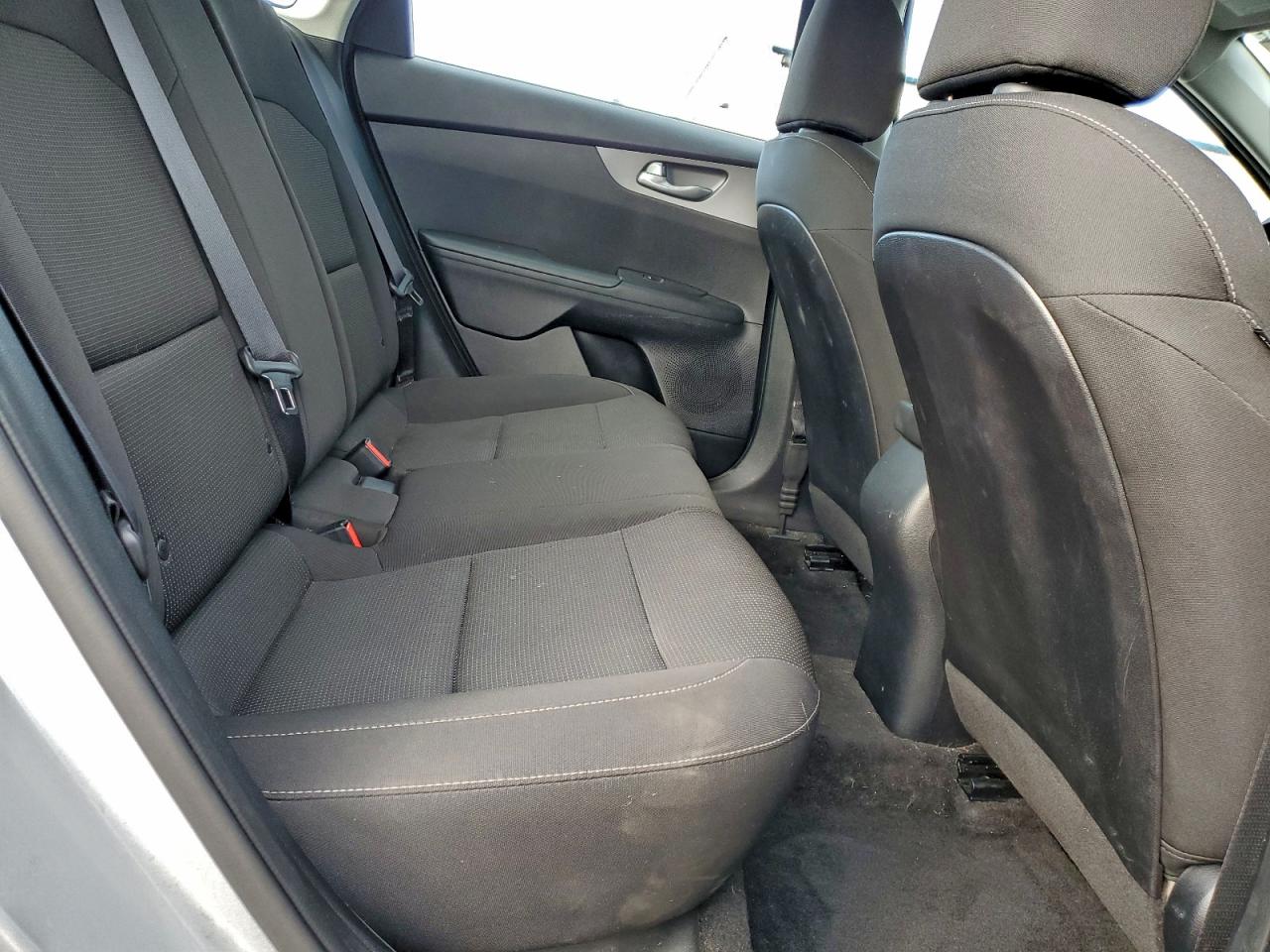 Kia Forte Fe Image 6