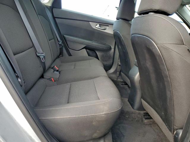 Kia Forte Fe Image 6