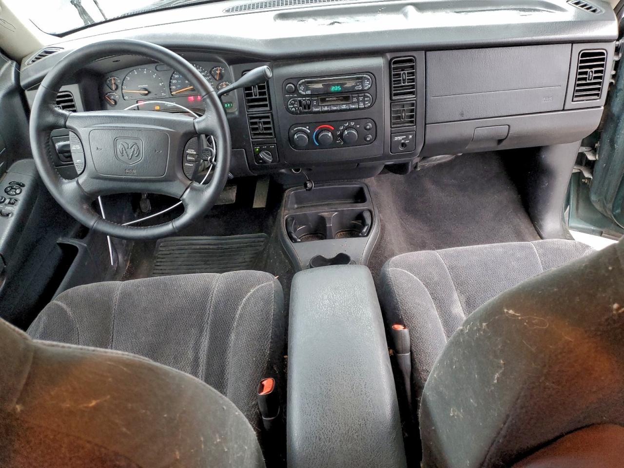 Dodge Dakota Image 4