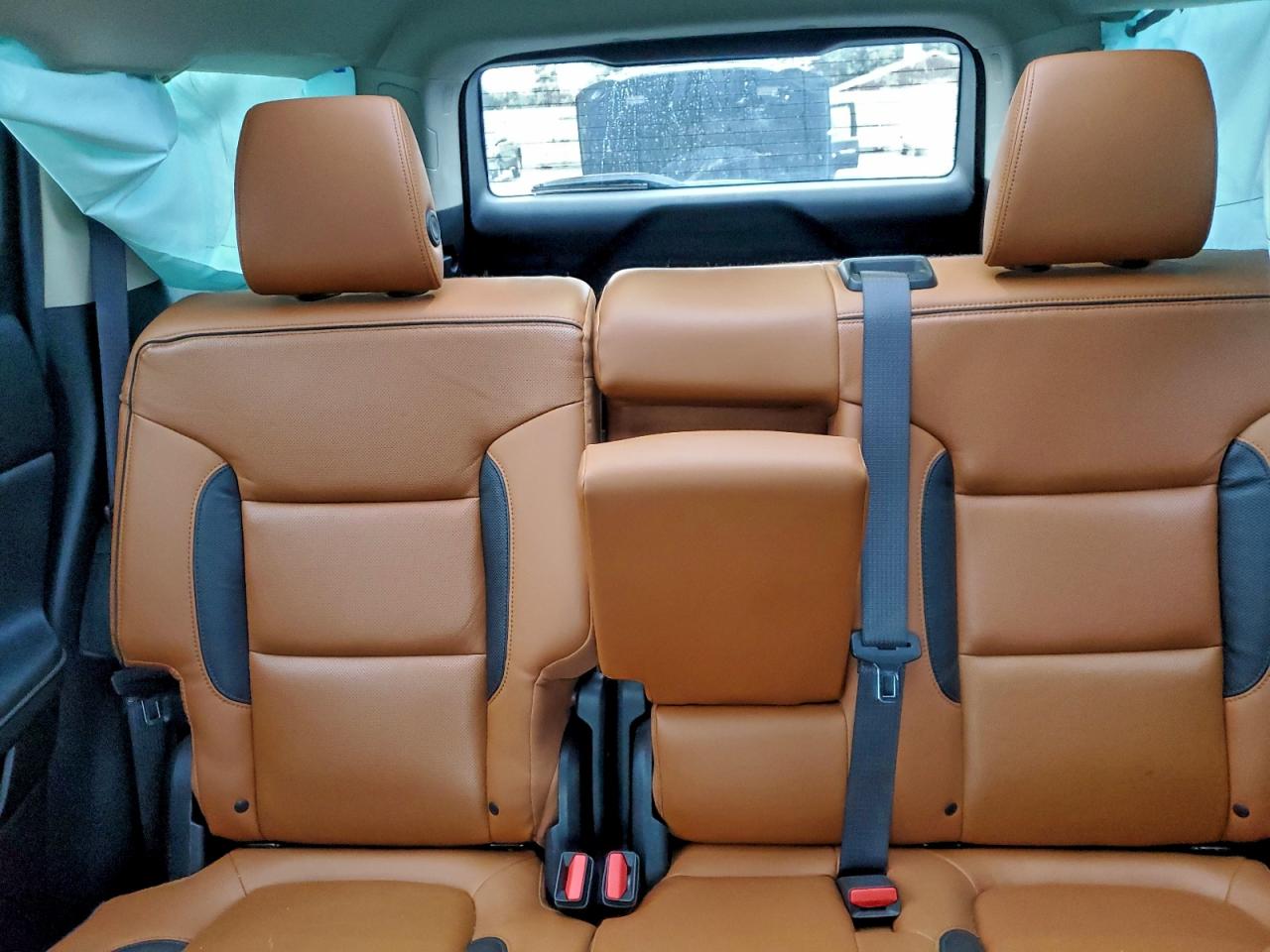 GMC Acadia All Terrain Image 4