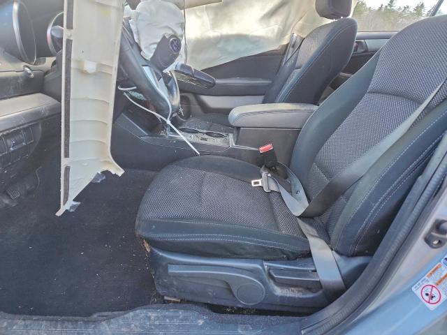 Subaru Outback 2.5i Image 11
