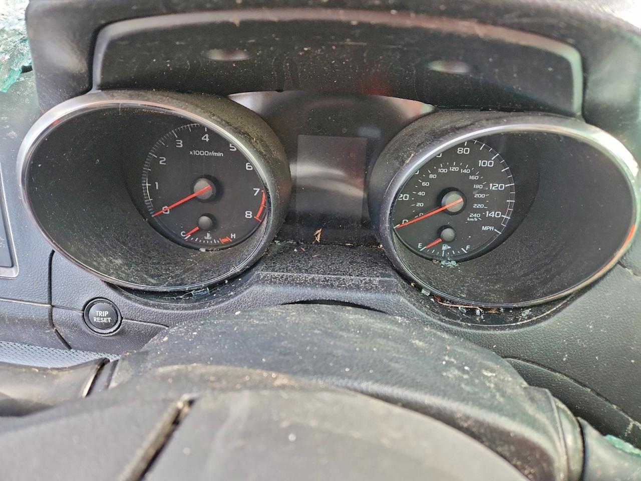 Subaru Outback 2.5i Image 12