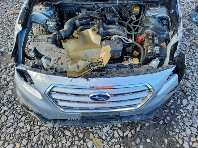 Subaru Outback 2.5i Image 7