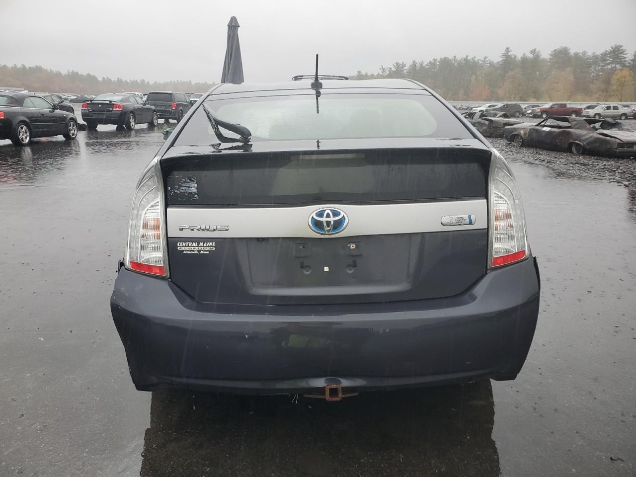 Toyota Prius Image 12