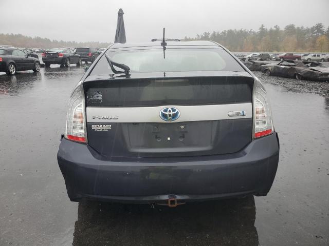 Toyota Prius Image 12