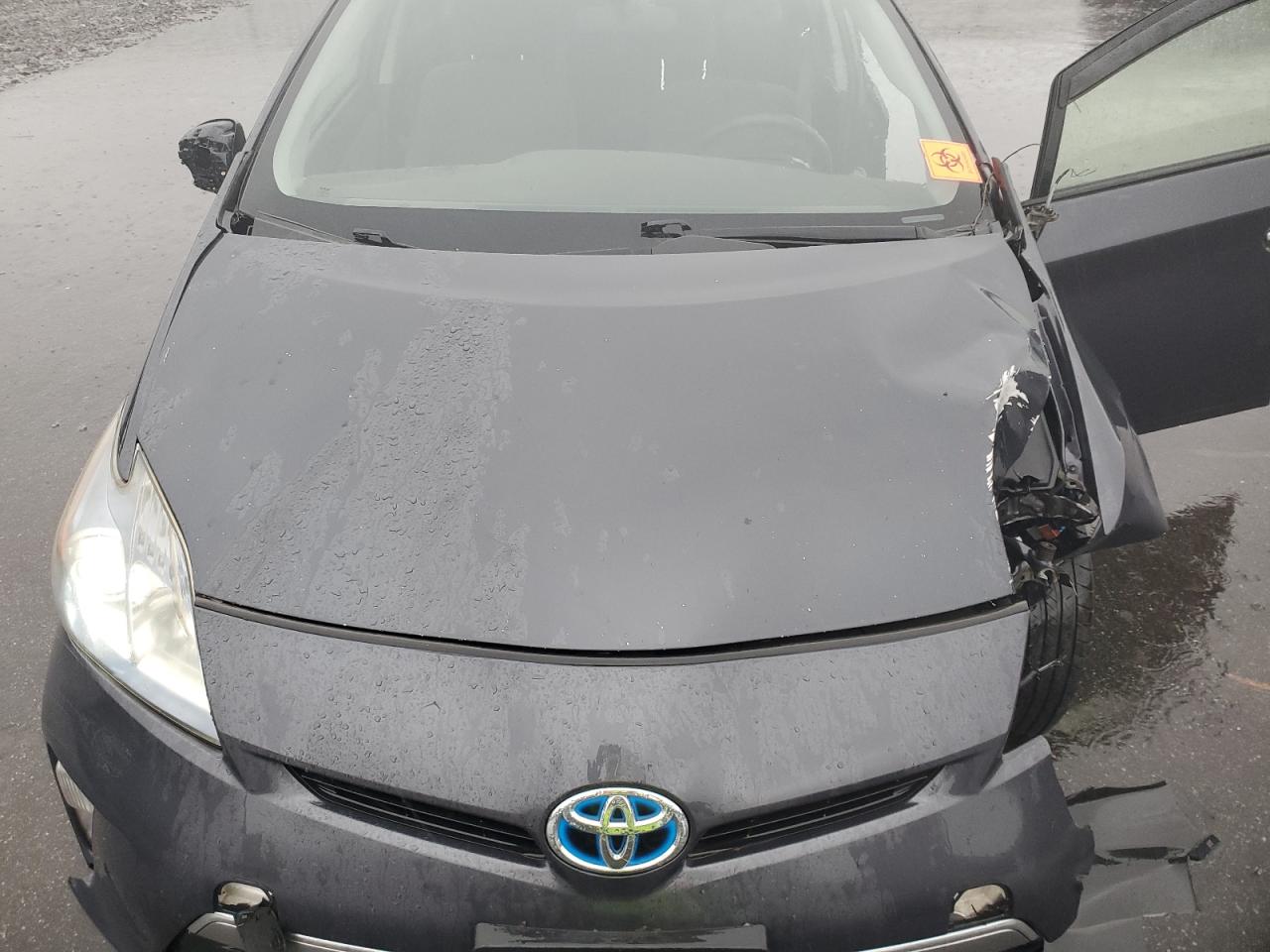 Toyota Prius Image 11