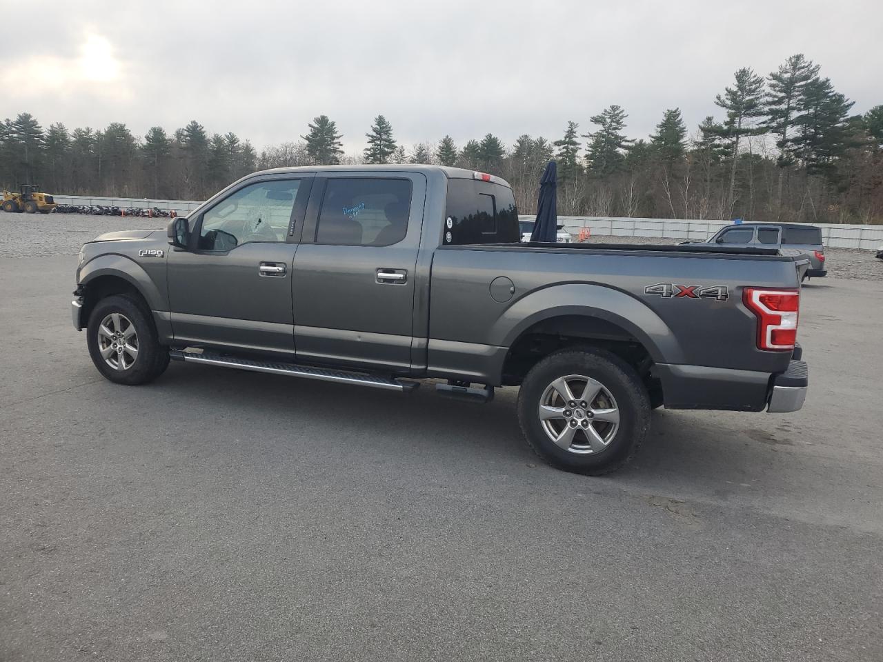 Ford F-150 Supercrew Image 2