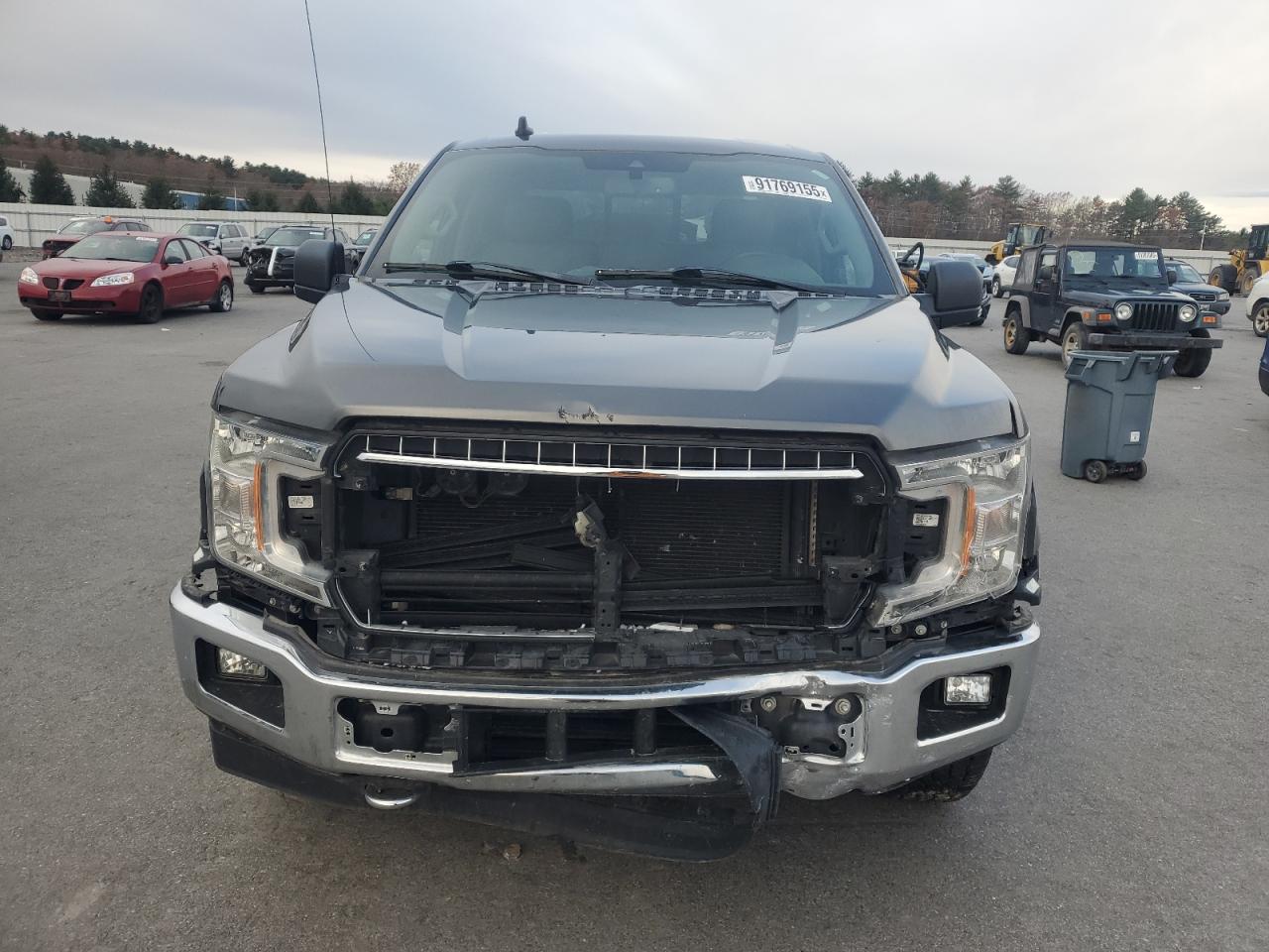 Ford F-150 Supercrew Image 3