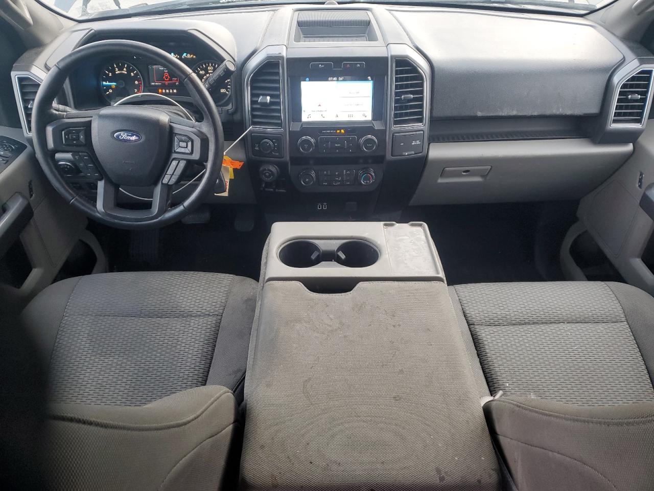 Ford F-150 Supercrew Image 9