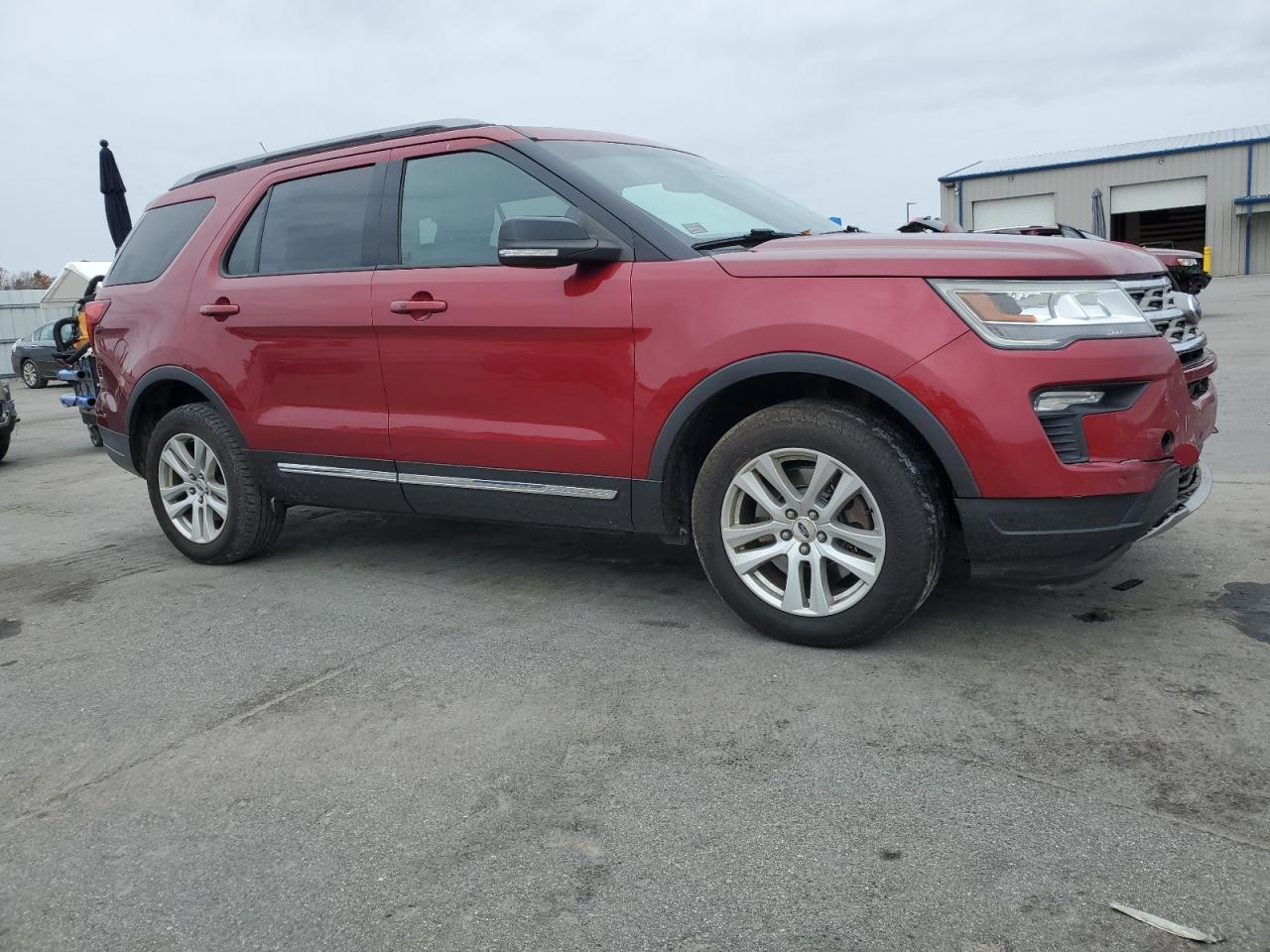 Ford Explorer Xlt Image 3