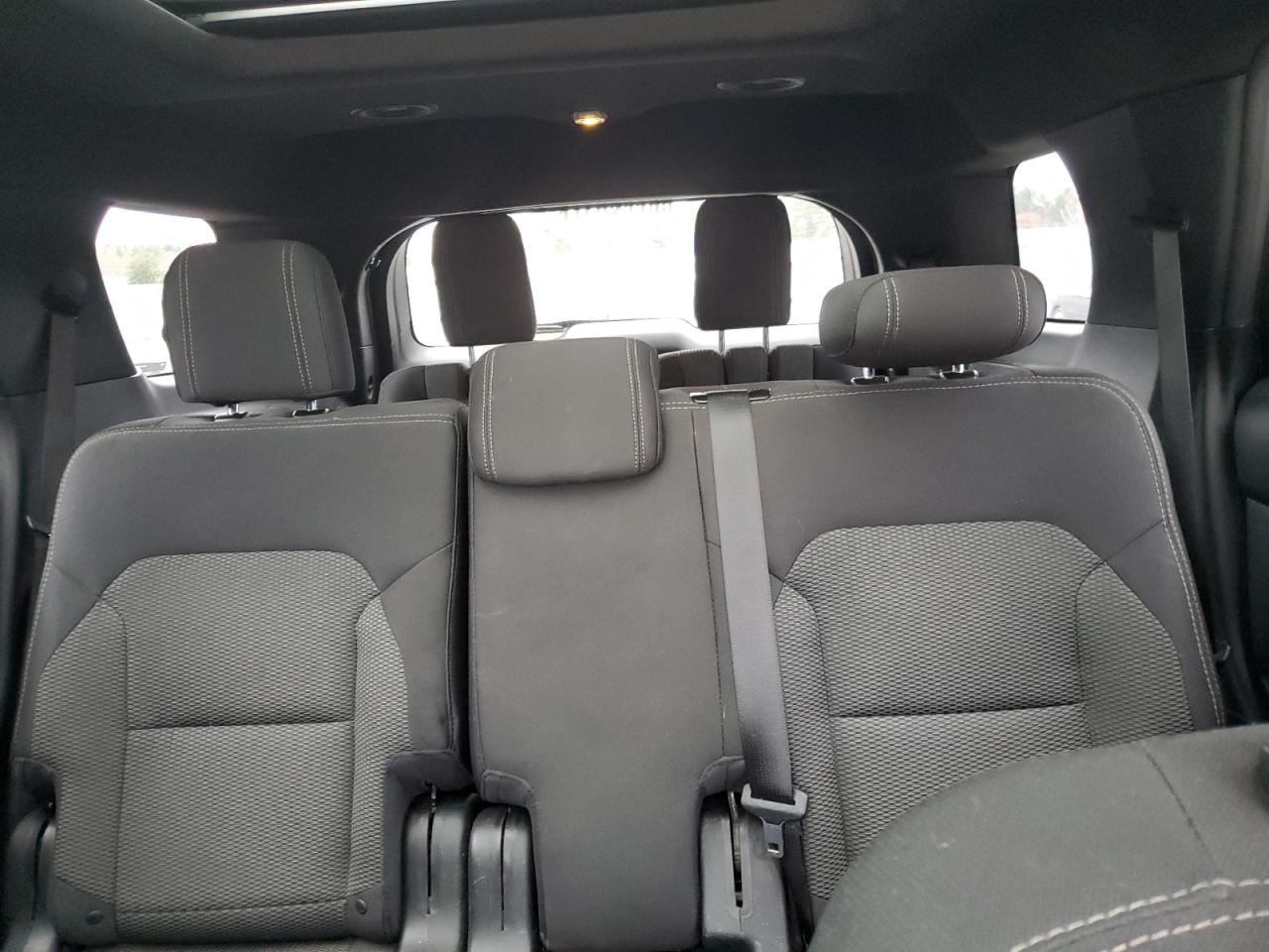 Ford Explorer Xlt Image 5
