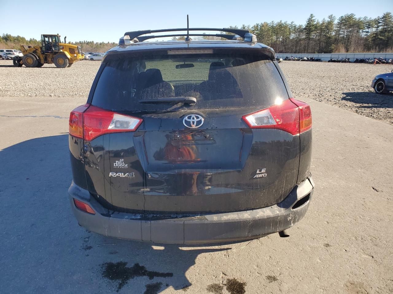 Toyota RAV4 Le Image 10