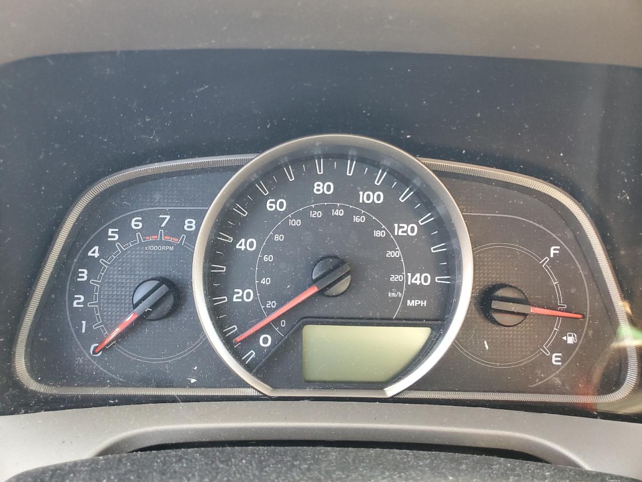 Toyota RAV4 Le Image 5