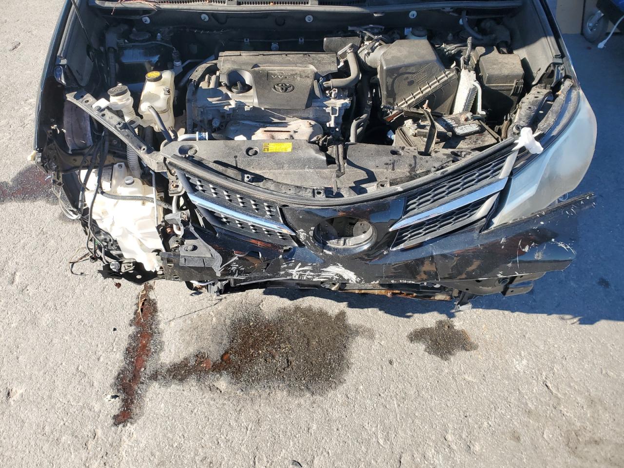 Toyota RAV4 Le Image 9