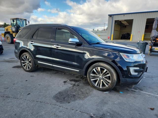 Ford Explorer Platinum Image 12