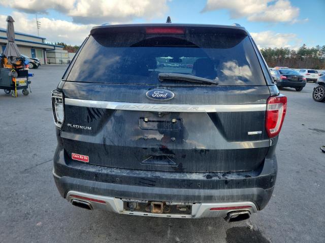 Ford Explorer Platinum Image 2