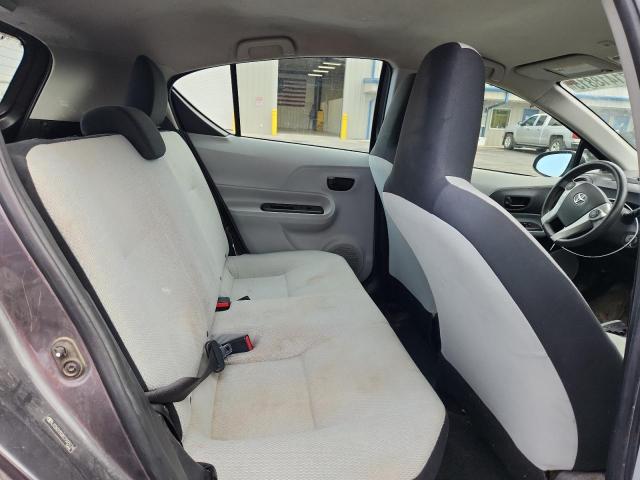 Toyota Prius Image 9