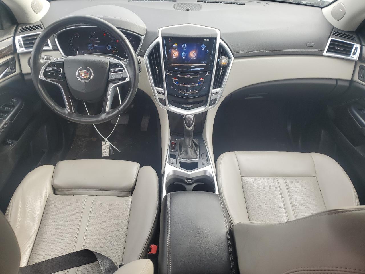 Cadillac SRX Luxury Collection Image 4