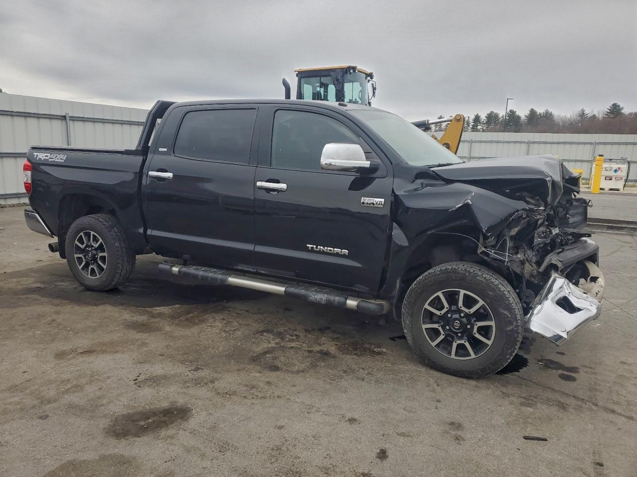 Toyota Tundra Crewmax Sr5 Image 2