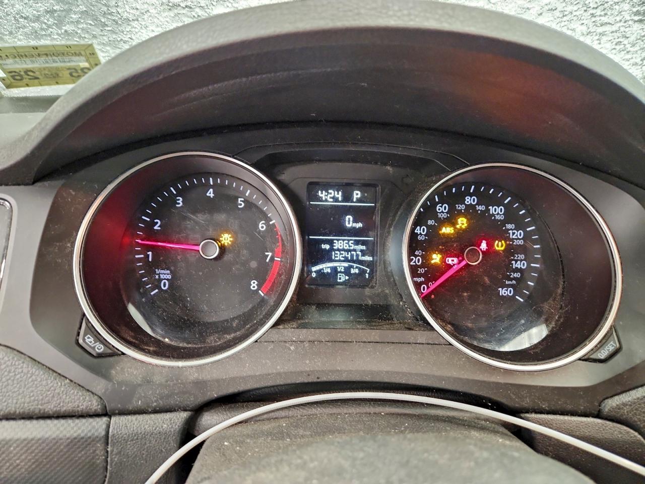 Volkswagen Jetta S Image 12