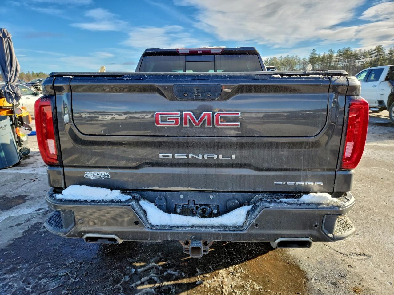GMC Sierra K1500 Denali Image 5