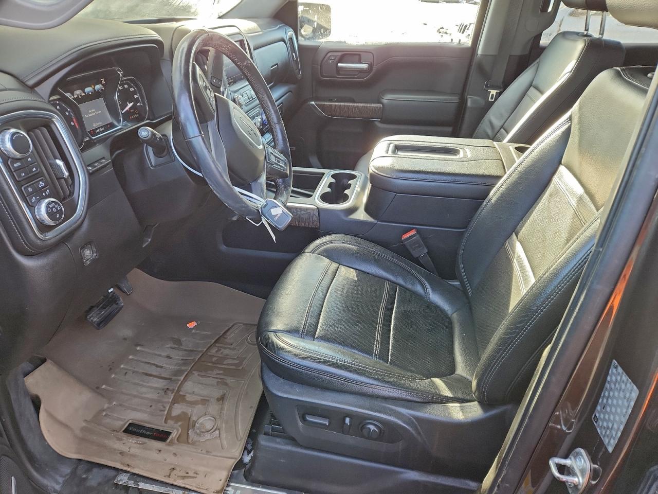 GMC Sierra K1500 Denali Image 3