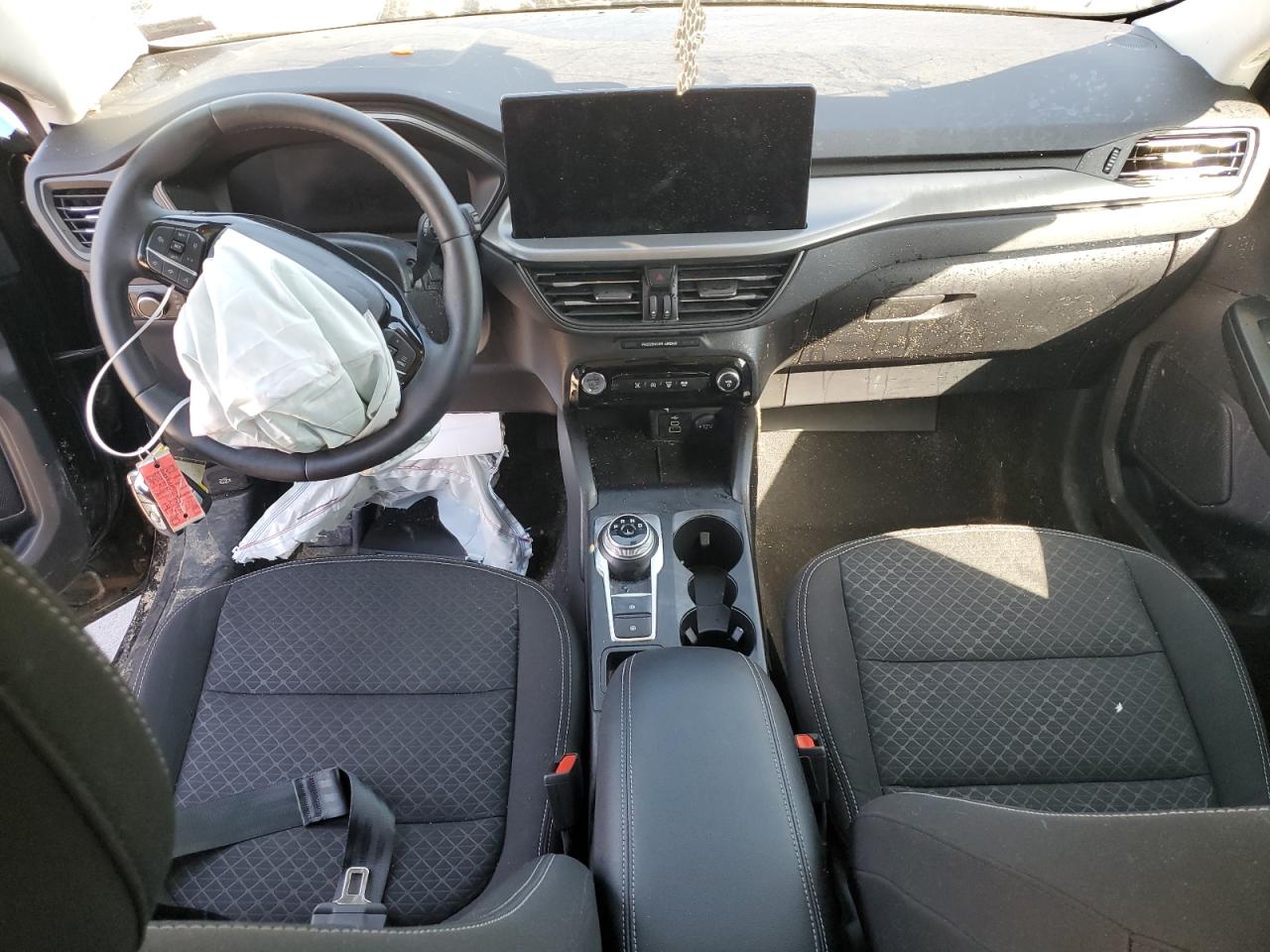 Ford Escape Active Image 6