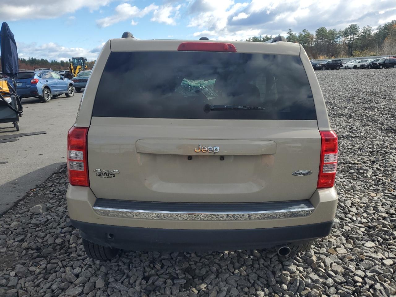 Jeep Patriot Latitude Image 6