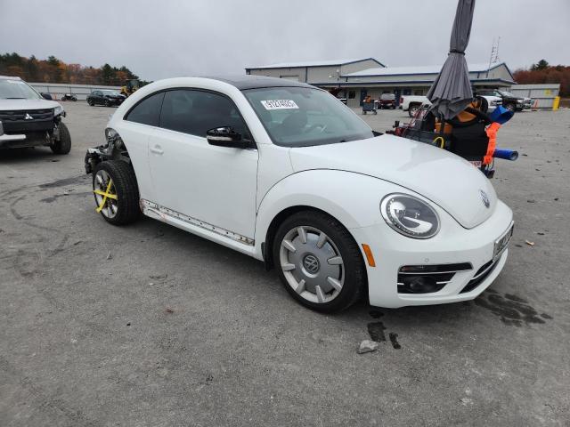 Volkswagen Beetle Se Image 3