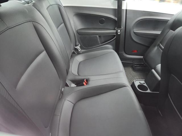 Volkswagen Beetle Se Image 2