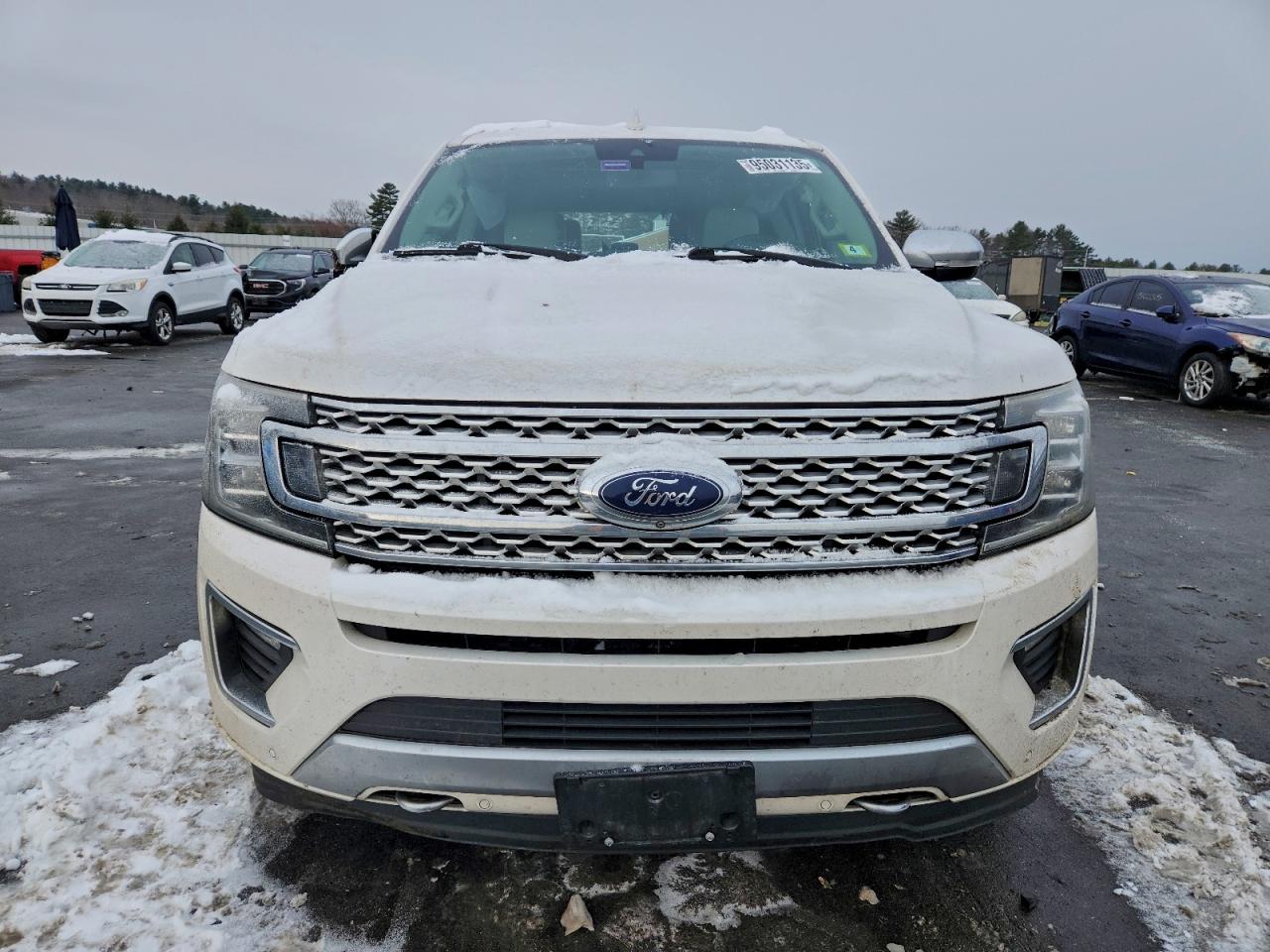 Ford Expedition Platinum Image 3