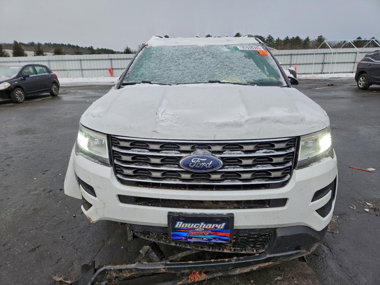 Ford Explorer Image 2